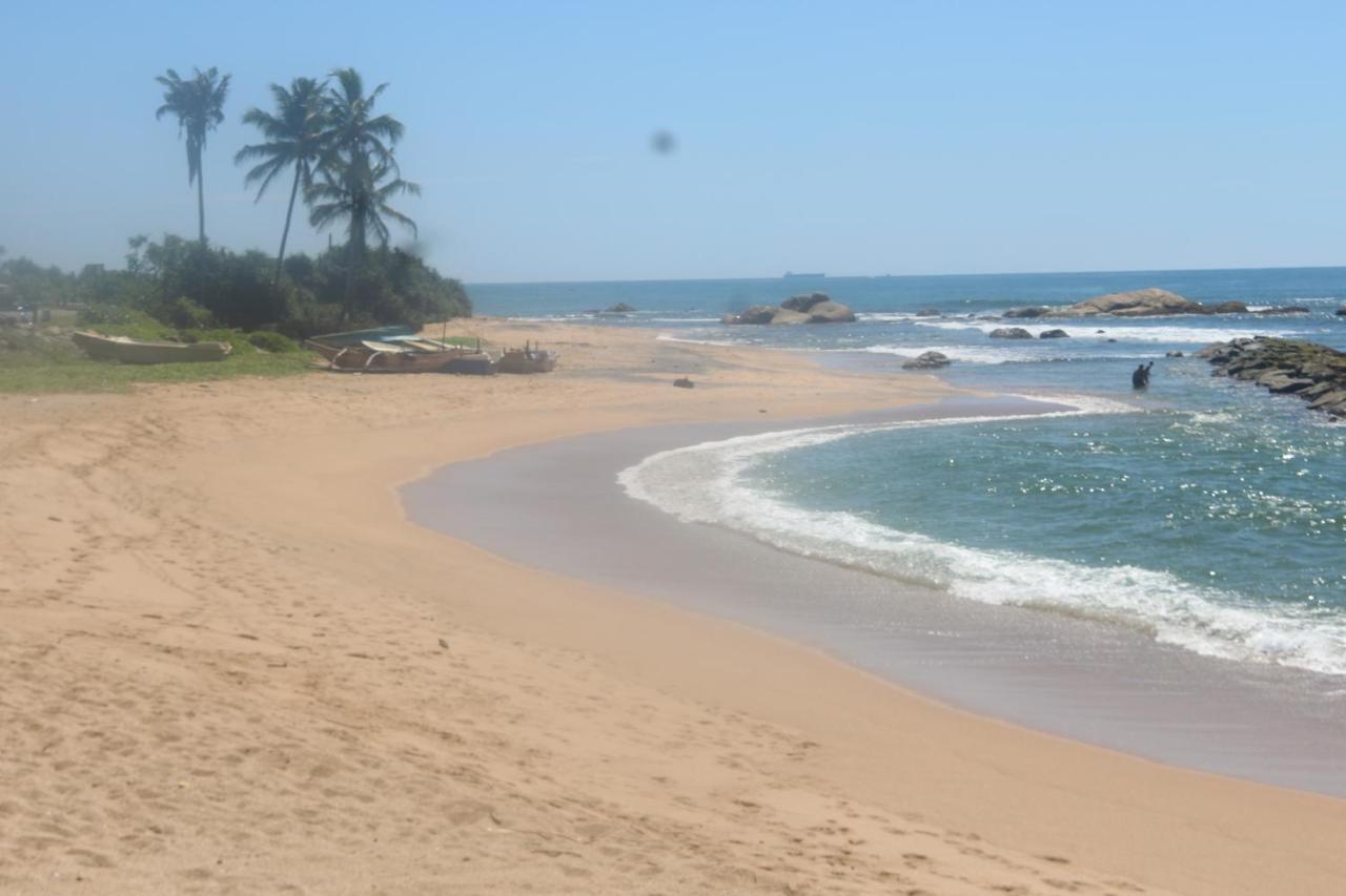 Beach Rip Rap Cabana And Guest Hotel Galle Luaran gambar